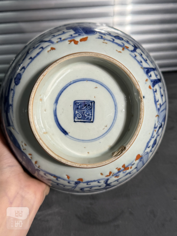 清雍正青花外八蛮进宝内龙纹大碗 - 图9